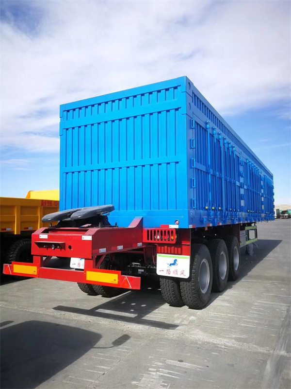側(cè)翻自卸半掛車(chē)高優(yōu)質(zhì)